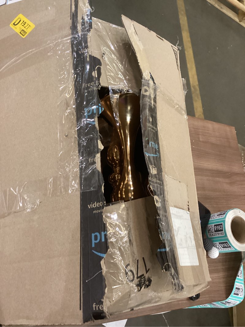 Condition photo showing Good Condition for Candle holders