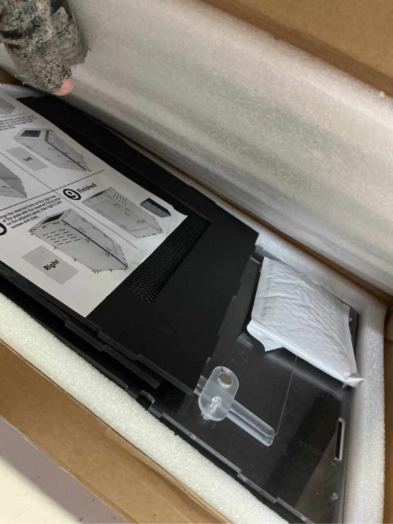 Condition photo showing Good Condition for reptile tank 12x12x18 terrarium – pvc reptile enclosure for gecko, snake, and lizard – compact tree-dwelling terrarium for small pets 12"12"18"