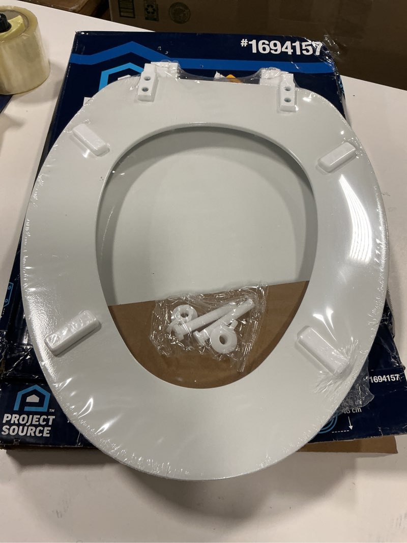 Condition photo showing New/Like New for Project source elongated toilet seat