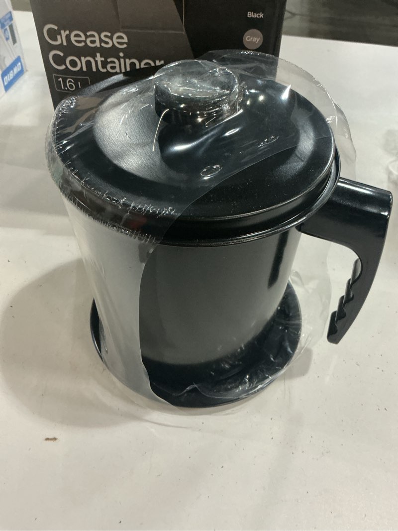 Condition photo showing Good Condition for cambom bacon grease container with fine mesh strainer, 1.6l almost 7 full cups iron cooking oil can with removable a coaster tray for kitchen fat storage black 1.6l black