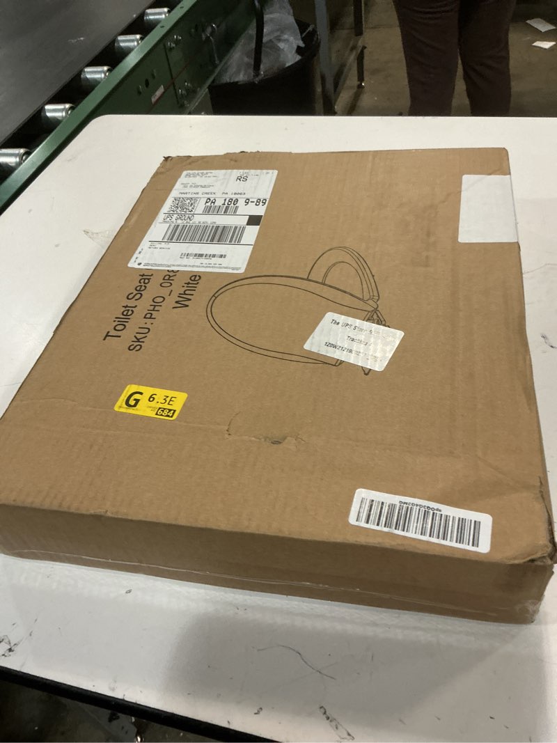 Condition photo showing New/Like New for Round Toilet Seat Cover with Soft Close - Easy to Install, White Bathroom Toilet Seat Made of Tough PP Material White Round Toilet Seat