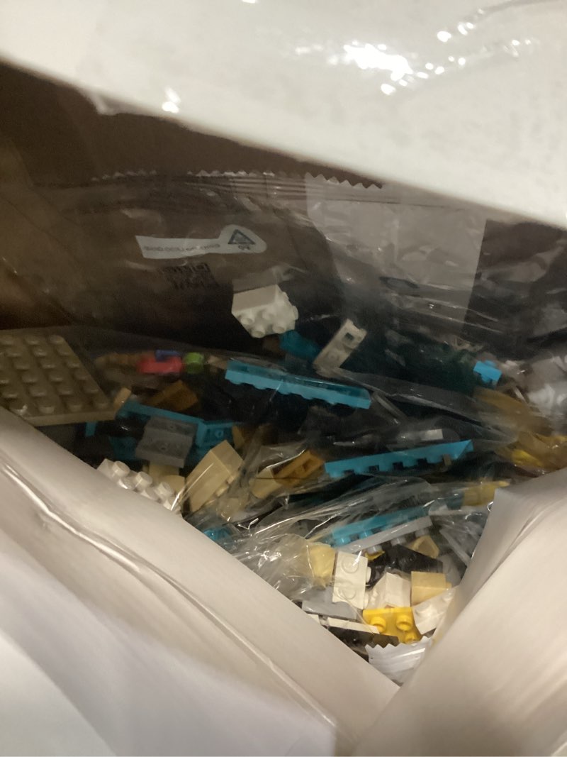 Condition photo showing Good Condition for lego editions fifa world cup official trophy building set - kit for display in bedroom, home office, book shelf - soccer fans collectible - with world cup 2026 minifigure - gift for fans - 43020