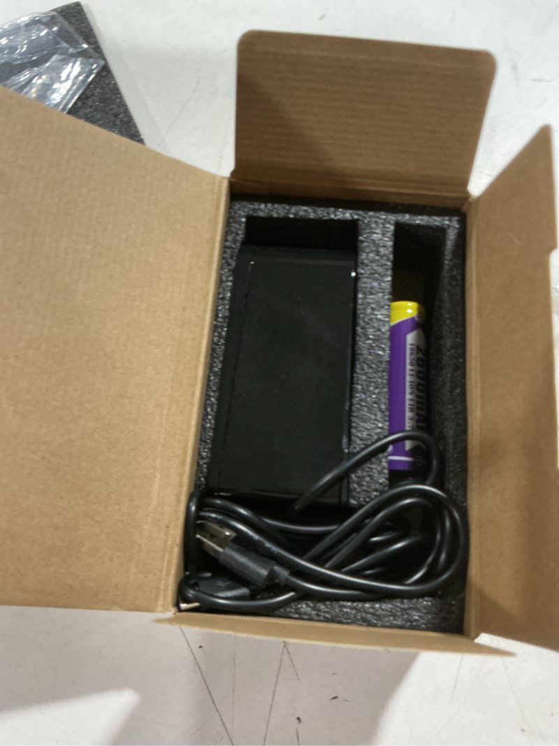 Condition photo showing Good Condition for multi-functional 4k clock camera with night vision, wifi & ap hotspot, app remote view, motion detection, 2600mah long battery life, smart clock for indoor, no audio