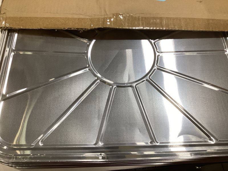 Condition photo showing Good Condition for roponan 25 pack disposable foil oven liners, 18.5 x 15.5 inch aluminum foil liners for electric oven & gas oven, oven drip pan tray for baking, roasting, grilling & cooking 18.5 x 15.5in