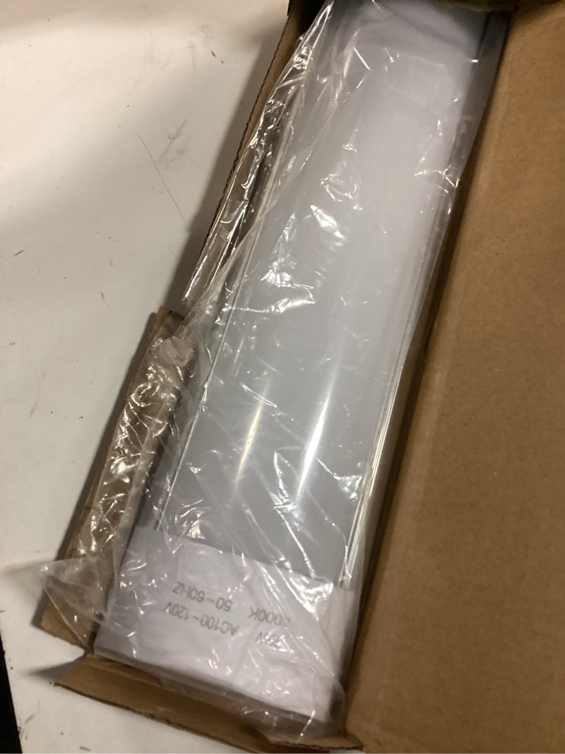 Condition photo showing Good Condition for 1 Packs 2FT LED Batten Light, Ultra-Thin Ceiling Surface Mounted Light, 20W, 4000K, IP20, LED Ceiling Lamp for Garage, Shop, Hallway, Office, Market