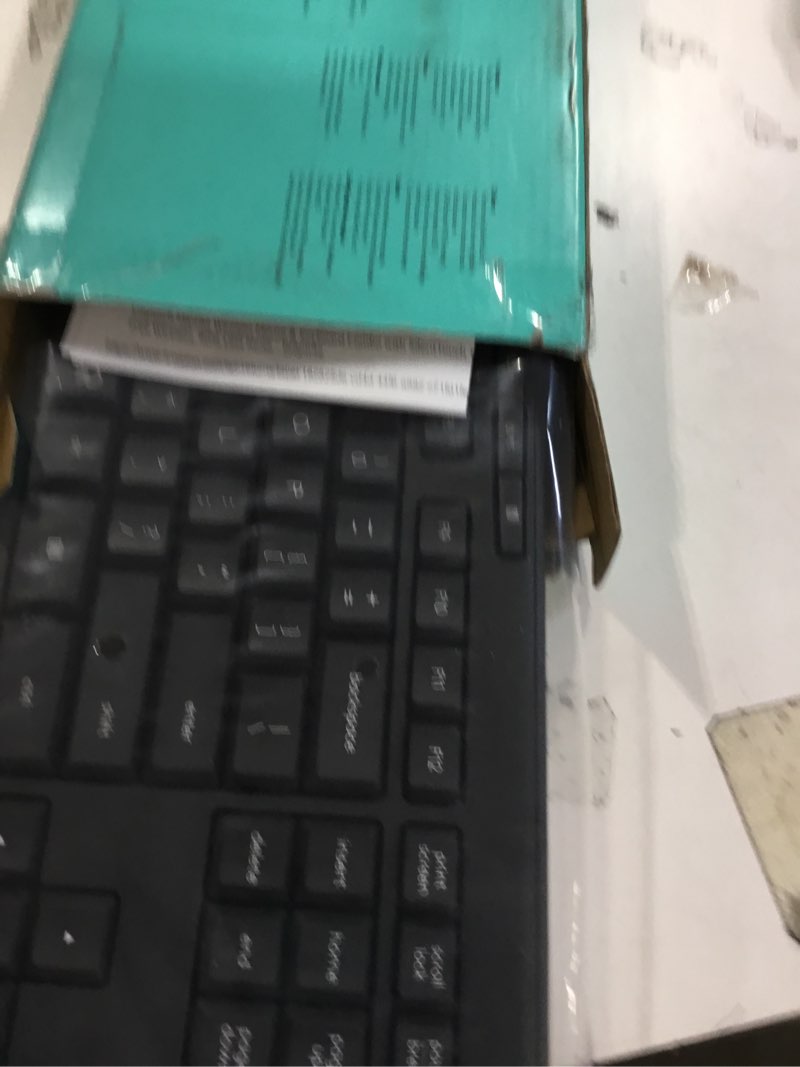 Condition photo showing Good Condition for Logitech MK295 Wireless Mouse & Keyboard Combo with SilentTouch Technology, Full Numpad, Advanced Optical Tracking, Lag-Free Wireless, 90% Less Noise - Graphite