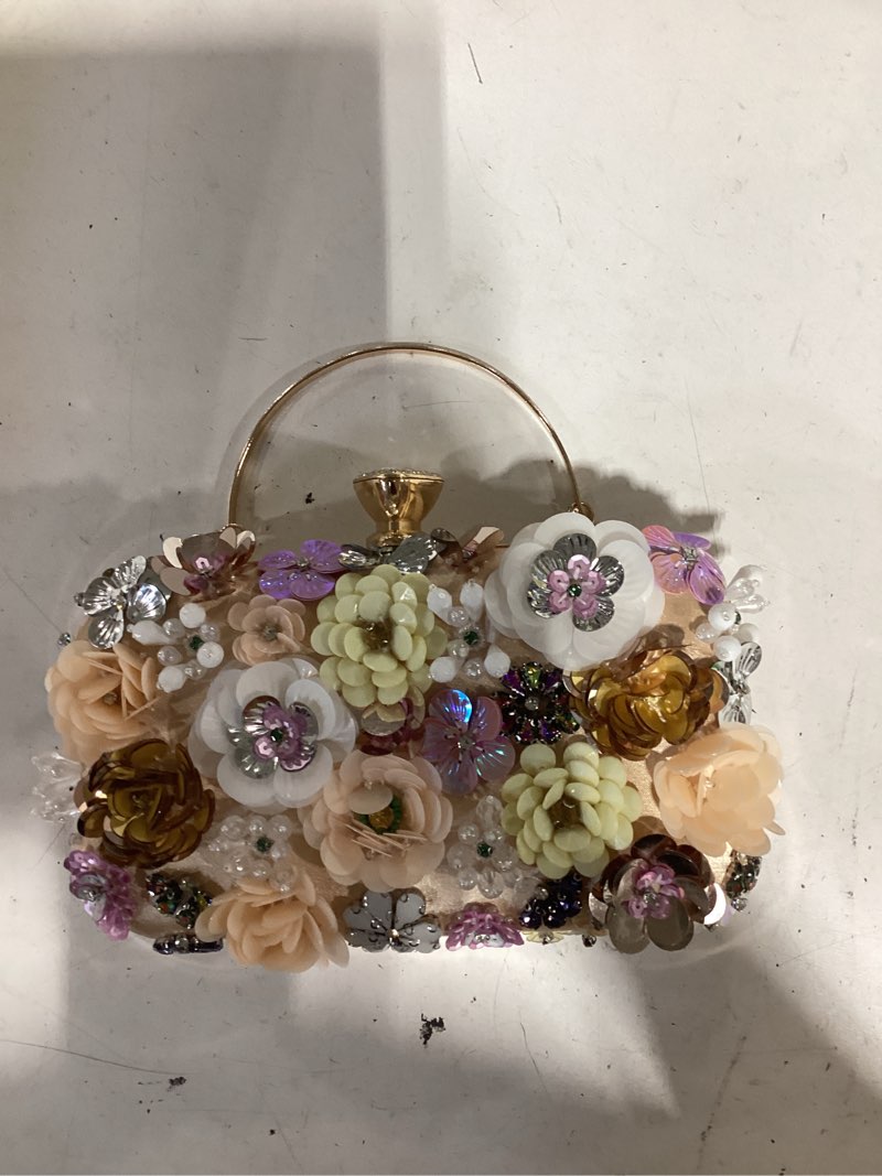 Condition photo showing Good Condition for women clutches flower evening handbag chain strap shoulder bag gold
