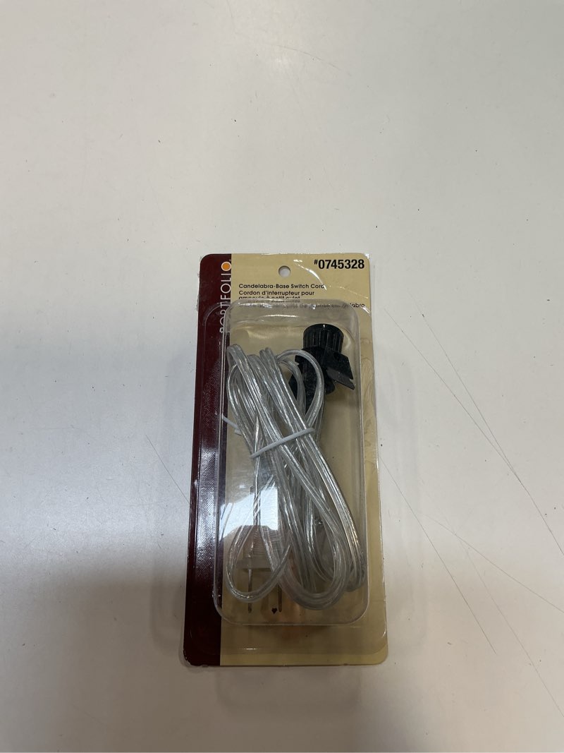 Condition photo showing New/Like New for Portfolio 5-ft 16-AWG 2-Conductor Clear Lamp Cord