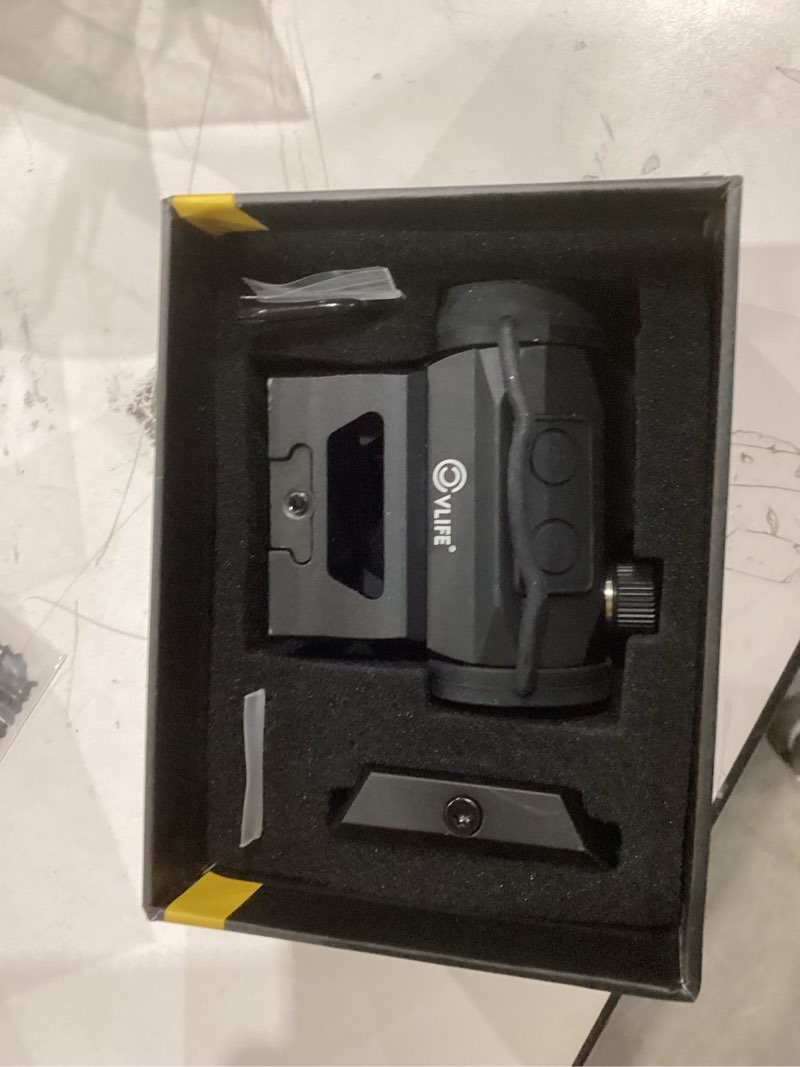 Condition photo showing Good Condition for cvlife jackalhowl red/green dot sight with motion awake and auto off, 1x20mm 2moa red dot rifle scope with absolute co-witness riser, ipx7 waterproof, shockproof, fogproof red dot optics reflex sight