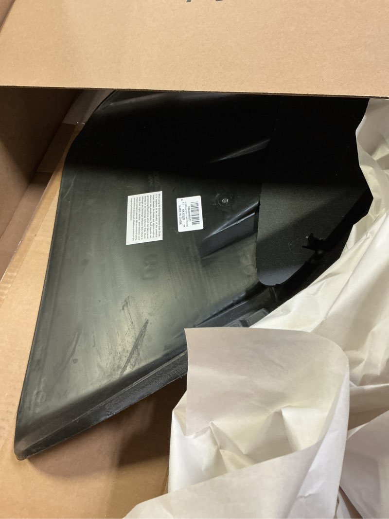 Condition photo showing Good Condition for auc11996 discharge chute kit compatible with john deere d 100 105 110 120 130 140, e 100 110 120, x 126 166, z 225 245, la 115 125 135, for 42" 48" lawn tractors gy22100, gy20443, gy21901, gy22029