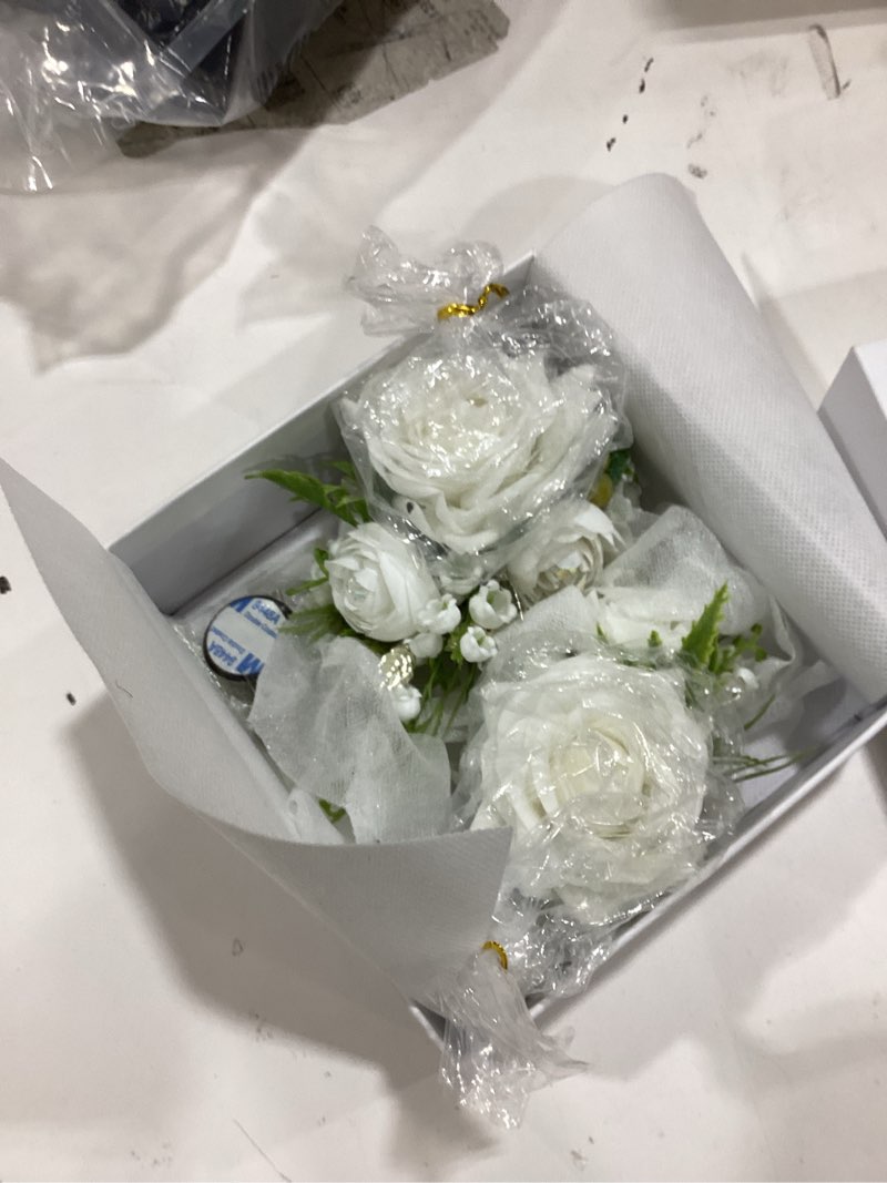 Condition photo showing Good Condition for Ling's moment 2pcs Prom Wrist/Shoulder Corsage Artificial Flower, Girl/Mother Homecoming/Wedding Corsage Wristlet Décor, etc. White Lily Valley Wht-white & Lily Valley