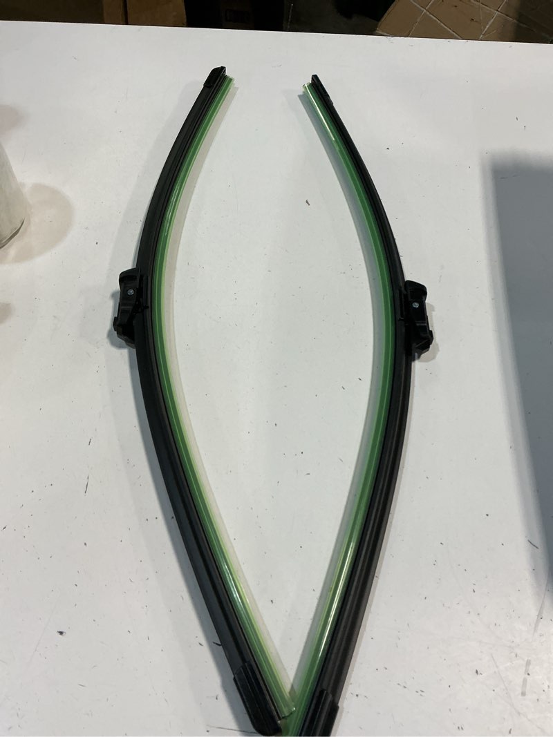 Condition photo showing Good Condition for autoclean front wiper blade for skoda laura size 24 19-2 piece