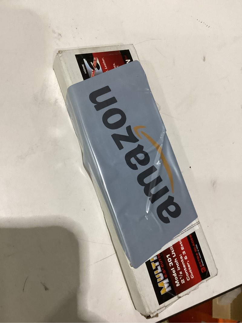 Condition photo showing Good Condition for ronan multi-cut industrial cutter – heavy-duty blade for plastic, rubber, wood, leather & more – replaceable blades, safety lock, ergonomic grip, 3 extra blades included