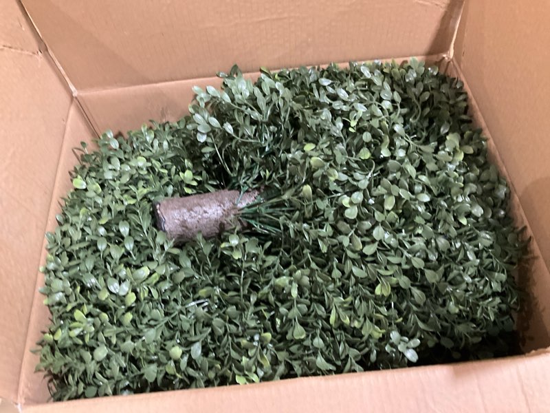 Condition photo showing New/Like New for qianyun artificial boxwood ball bush- faux boxwood decorative balls for backyard, balcony,garden, wedding and home décor (2, 22inch)