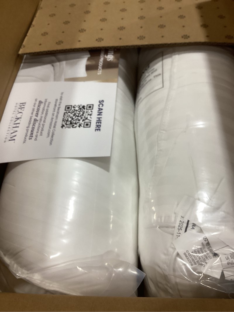 Condition photo showing Good Condition for beckham hotel collection bed pillows standard/queen size set of 2 - original soft down alternative pillow for sleeping - soft support for back, stomach or side sleepers queen / standard white