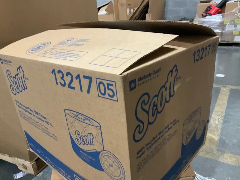Condition photo showing Good Condition for scott® essential toilet paper & tissue roll 4x4 in 2ply white core standard (srb) 473 sheets/roll 80 rolls/case