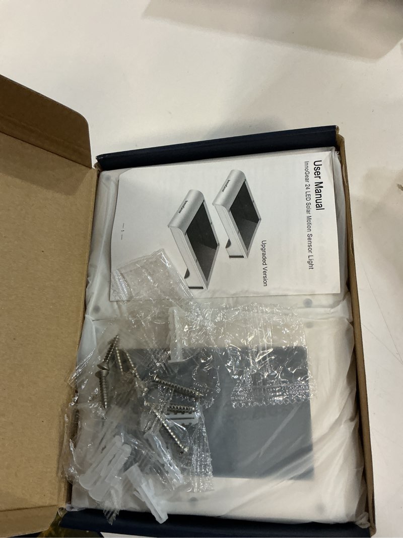 Condition photo showing Good Condition for InnoGear Gutter Lights, 24 LEDs Outdoor Solar Lighting Wall Mount Motion Sensor for Security, IP65 Waterproof for Yard Porch Patio, Pack of 4