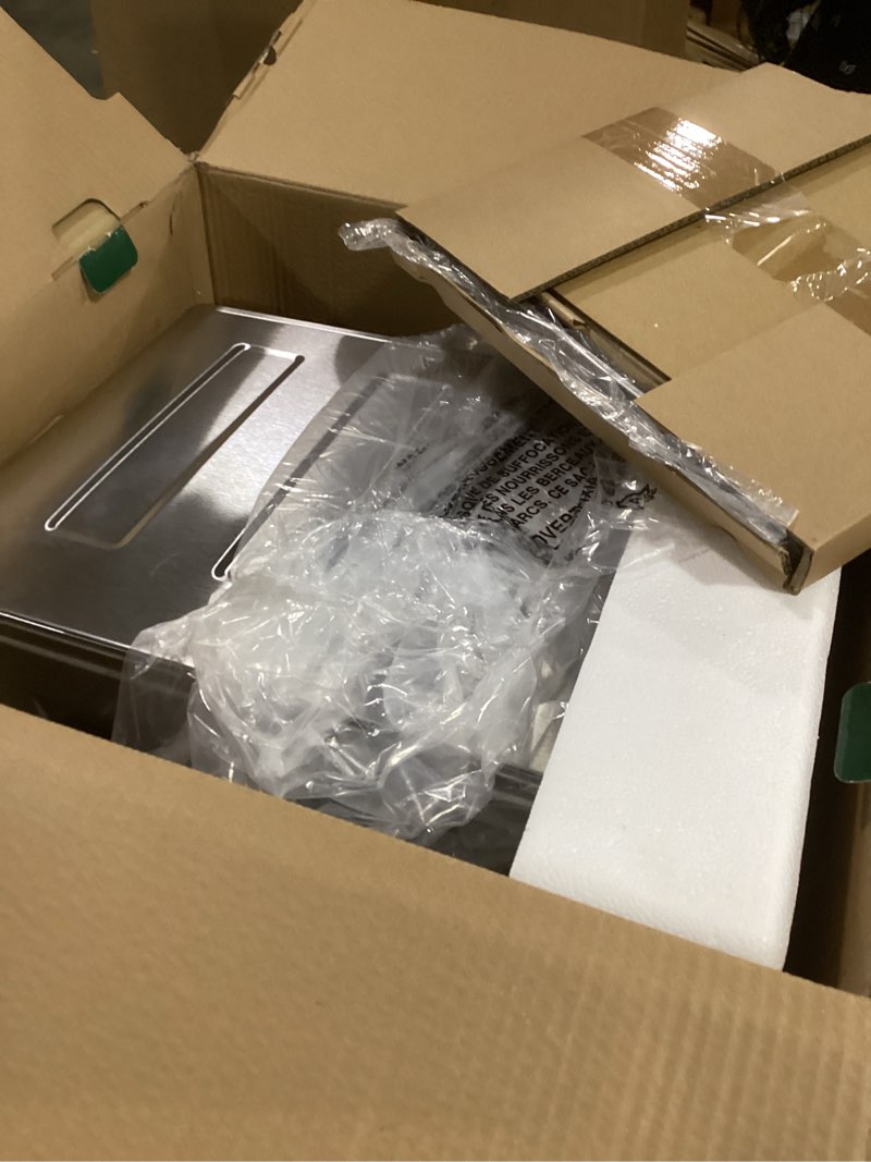 Condition photo showing Good Condition for Cuisinart Air Fryer Toaster Oven with Grill, 1800W 8-1 Air Fryer Oven with Bake, Convection Bake, Grill, Broil and Warm Options, Large Capacity, 60-Minute Timer, TOA-70NAS, Stainless Steel Stainless Steel Convection Toaster Air Fryer Oven w/ Grill