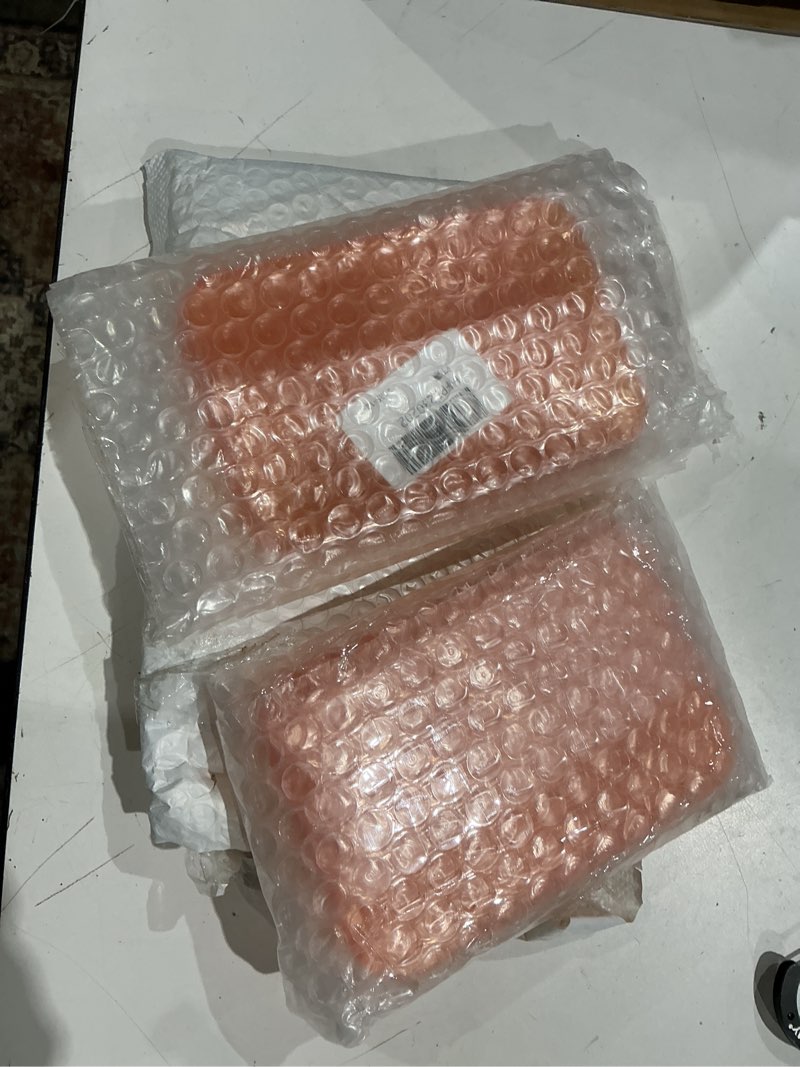 Condition photo showing Good Condition for 2pcs amber lens re70020 compatible for john deere tractors 210k 210le 1023e 1026r 1600 2210 2320 3120 4100 4200 4500 4600 4700 5200 5400 5500
