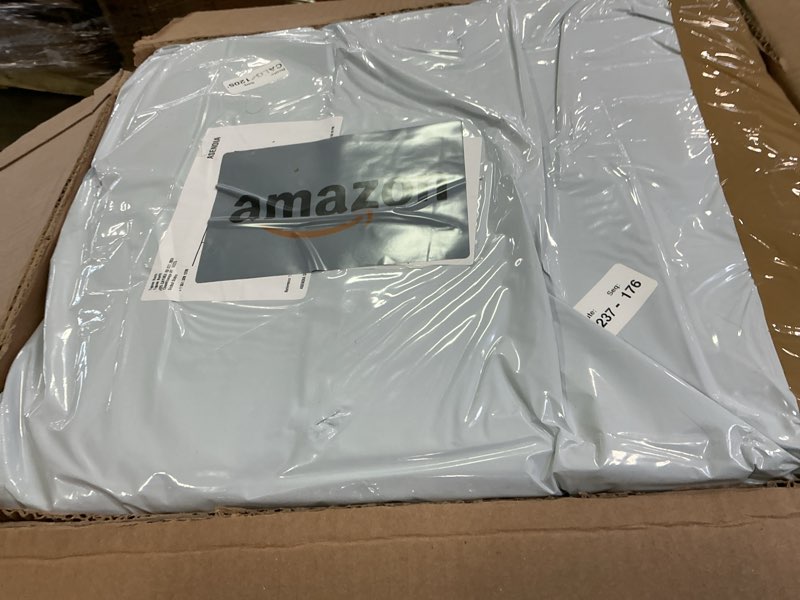 Condition photo showing Good Condition for Teebaud 8' x 11' Non-Slip Rug Pad, Reversible Gripper, Non Skid Pads for Hardwood, Vinyl, Tile, Laminate Floors, Keep Area Rugs Secure, Natural Materials Safe for Indoor Flooring, ¼” Thick 8' x 11' (Rectangular) Rectangle