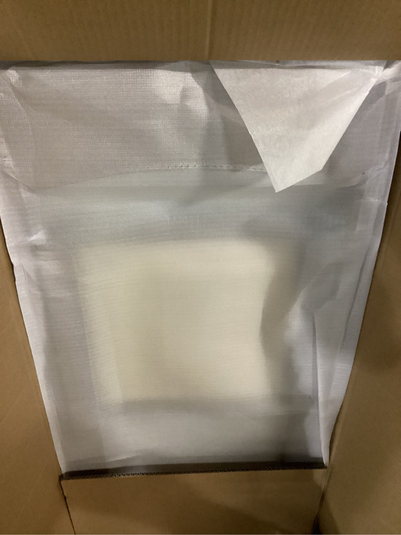 Condition photo showing New/Like New for Wooden Folding Chair with Soft Cushion, Simple and Stylish, Comfortable and Durable, Suitable for Weddings, banquets and Events, no Assembly Required, Classic-Fruitwood, Set of 4 Classic-fruitwood Set of 4