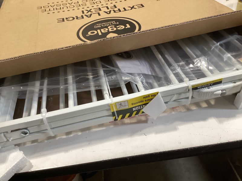 Condition photo showing Good Condition for regalo 76 inch super wide configurable baby gate, includes 4 pack of wall mounts and hardware 28-76"w x 30"h white