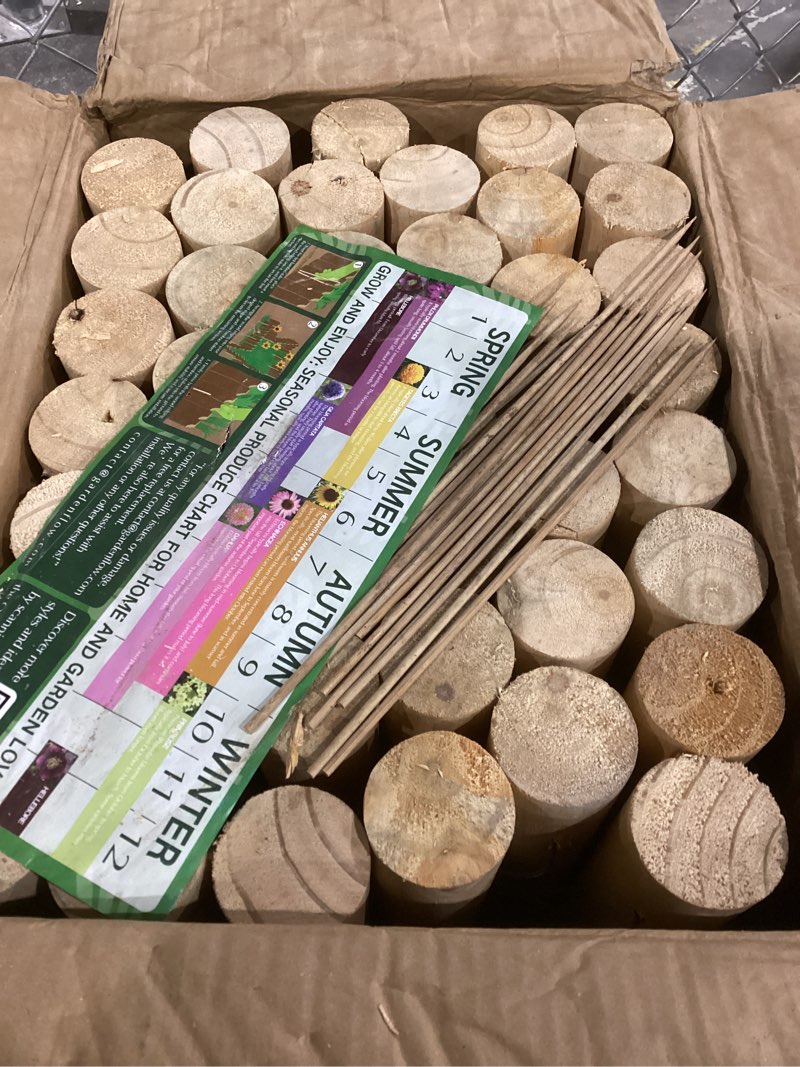 Condition photo showing As Is for Christmas Tree Edging, Wooden Edgings for Christmas Tree gate, Edging Border Mini Christmas Tree Edging Barrier, Home Garden Christmas Tree Edging Edge 11.8in H × 3ft L (3 Pack) Even-Height 11.8*35in 3pcs