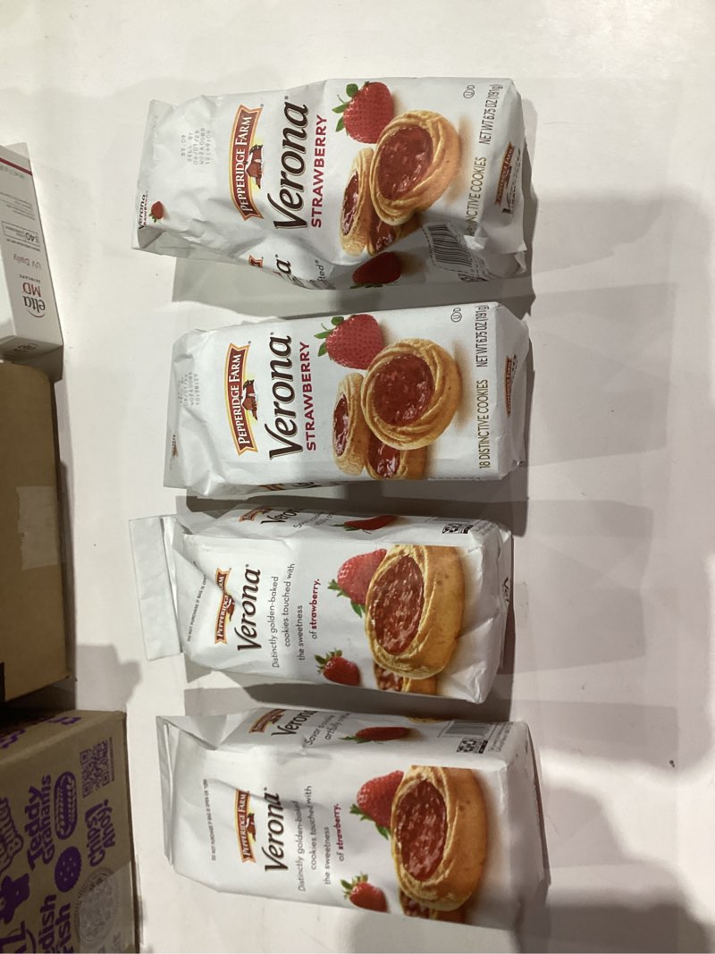 Condition photo showing New/Like New for Pepperidge Farm Verona Strawberry Thumbprint Cookies, 6.75 OZ Bag (18 Cookies) Strawberry 6.75 Ounce (Pack of 1)