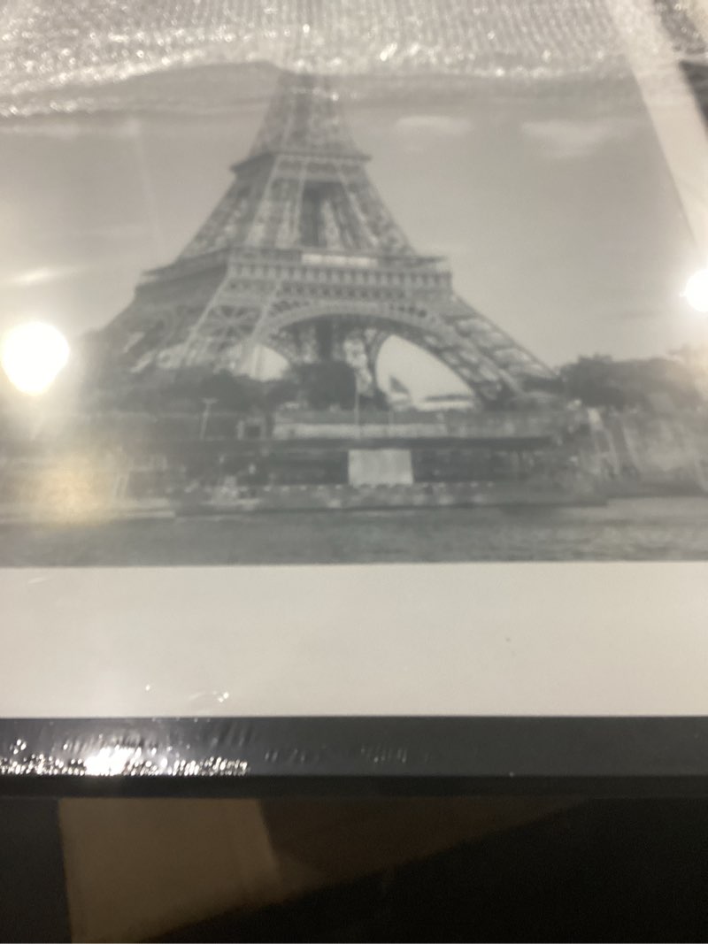 Condition photo showing New/Like New for upsimples 16x24 Picture Frame, Display Pictures 14x20 with Mat or 16 x 24 Without, Wall Hanging Poster Frames, Black, 1 Pack