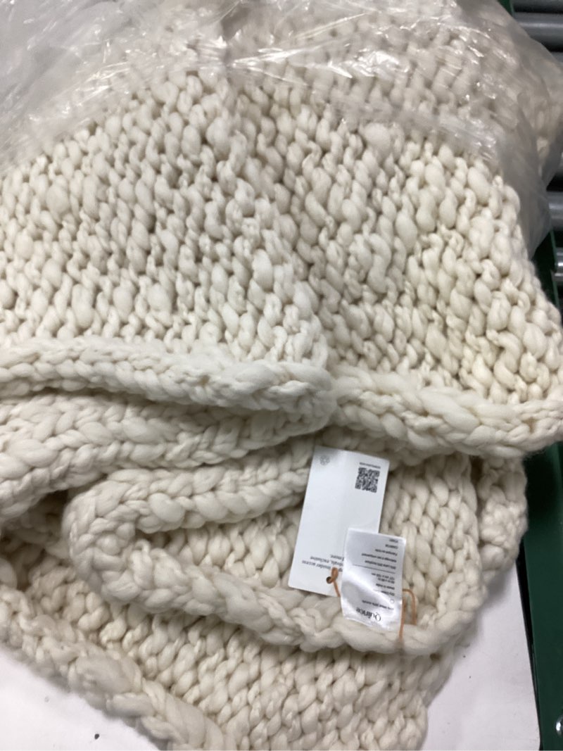 Condition photo showing Good Condition for chunky hand knit wool throw, 50x60, ivory