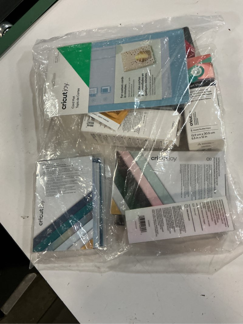 Condition photo showing Good Condition for cricut deluxe all?in?one sampler kit for cricut joy machines- 40+ piece bundle with vinyl, heat transfer vinyl, card sets with pens & instructional guides, beginner die-cutting machine materials pack deluxe sampler