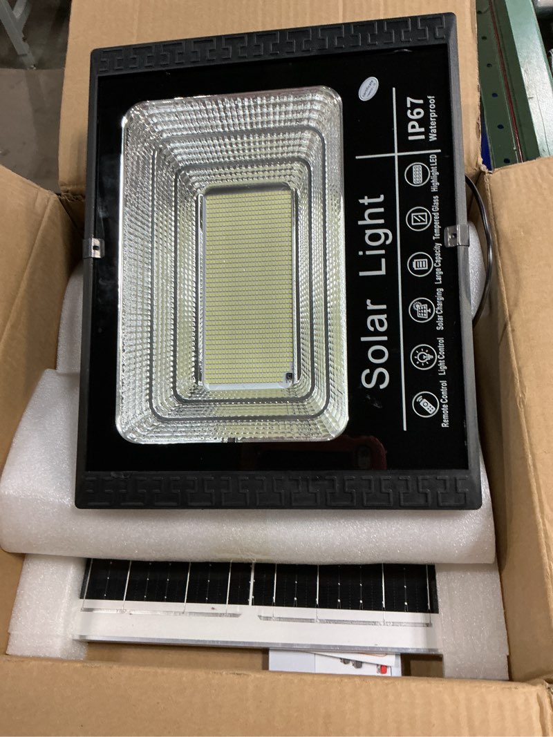 Condition photo showing Good Condition for DuBom 100W-800W Solar Flood Light Outdoor Remote, 6000K Bright LED, IP67 Waterproof Solar Power Security Light Auto On/Off Dusk to Dawn for Yard, Gazebo, Shed, Barn, Porch, Patio, Garage, Garden,800w