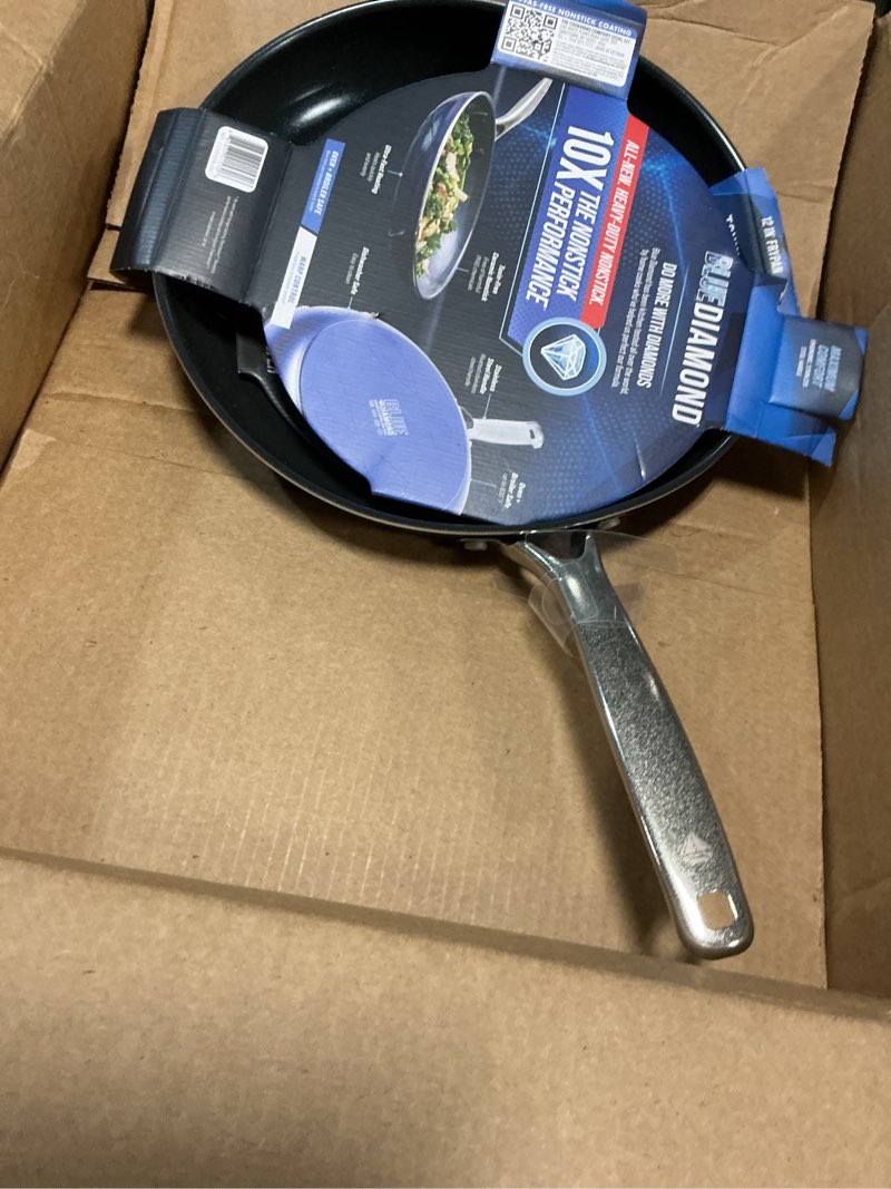 Condition photo showing Good Condition for blue diamond 12" nonstick frying pan skillet, diamond infused pfas & ptfe-free ceramic pot, dishwasher & oven safe, stay cool handle, durable non toxic metal utensil safe, egg & omelet pan, blue 12" frying pan skillet blue