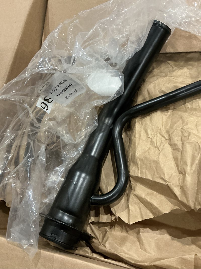Condition photo showing As Is for novaparts fuel gas tank filler neck tube pipe for 1999 2000 2001 2002 2003 2004 ford f250 super duty & f350 super duty pickup (only midship tank with 8' bed gasoline) f81z9034na fn786 sk577229