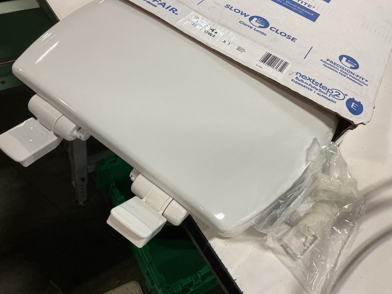 Condition photo showing Good Condition for mayfair by bemis nextstep2 wood white elongated soft close toilet seat