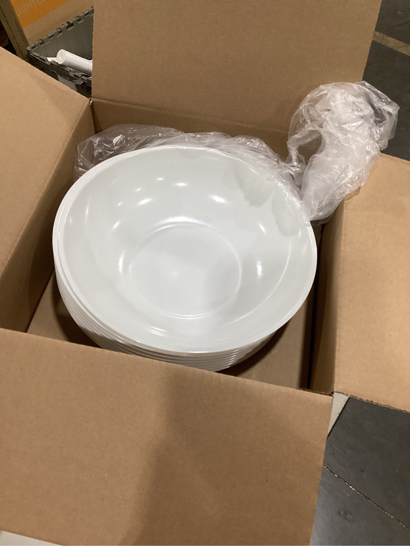 Condition photo showing Good Condition for fineline reform 128 oz. white microwavable plastic catering bowl - 25/case