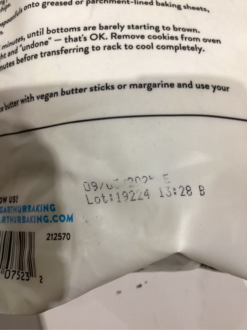 Condition photo showing New/Like New for King Arthur Measure for Measure Gluten-Free Flour: All-Purpose 1:1 Substitute for Wheat Flour, Non-GMO, Kosher Certified, 3 lbs Bag for Baking Cookies, Cakes, Muffins 48 Ounce (Pack of 1)