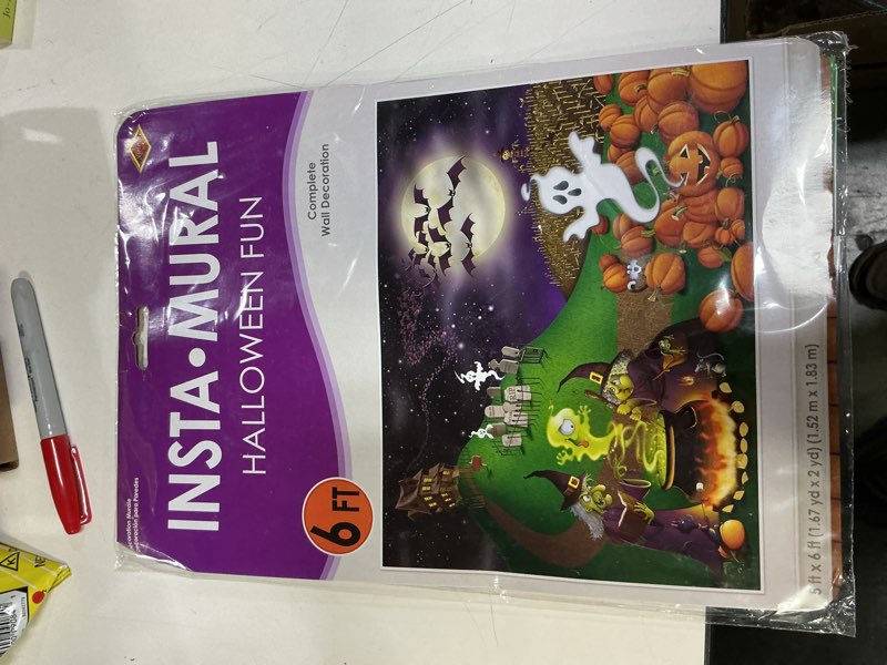 Condition photo showing New/Like New for Beistle Halloween Insta-Mural 1 piece