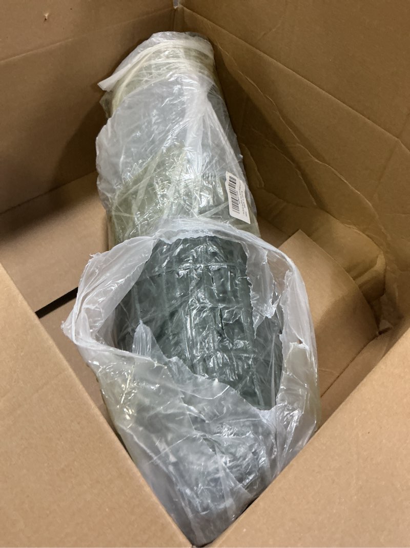 Condition photo showing Good Condition for Faux Ivy Privacy Fence Screen, 118x39 in Artificial Green Leaf Privacy Fence Hedge Panels Fake Vines Greenery for Wall Decoration, Balcony, Apartment, Patio, Garden, and Yard Outdoor Decor