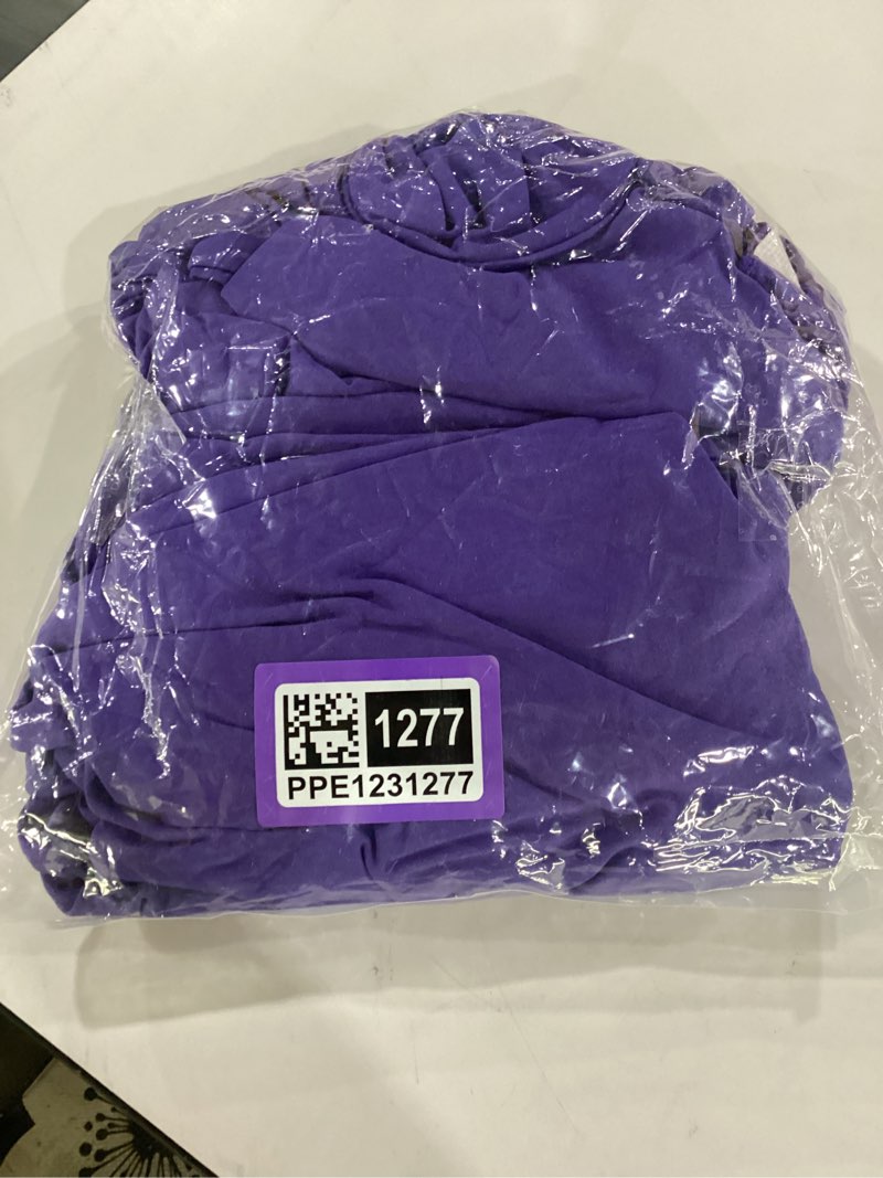 https://lotting-media.assets.bidfta.com/lotting_a004c4c0-6c3d-45bf-84f3-dbcb5cd2c591