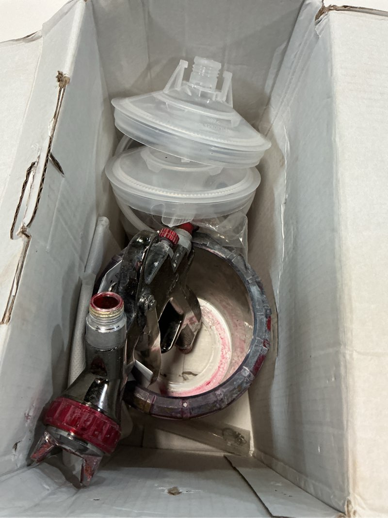 Condition photo showing As Is for srq r500 lvlp spray gun kit, includes 650ml mixing cup and 10 disposable cups, automotive spray gun kit equipped with 1.3/1.5/1.7mm nozzles. professional air paint spray gun suitable for clear coats 10 mixing cup