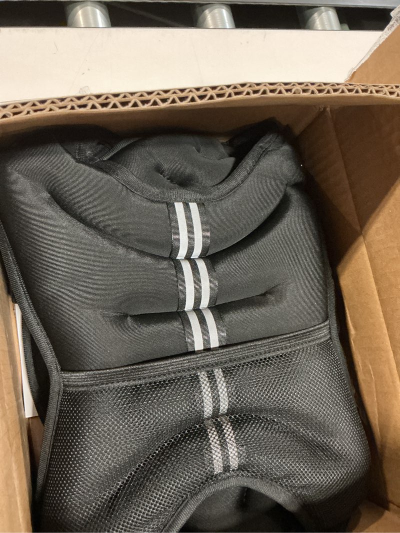 Condition photo showing Good Condition for zelus weighted vest, 6lb/8lb/12lb/16lb/20lb/25lb/30lb weight vest with reflective stripe for workout, strength training, running, fitness, muscle building, weight loss, weightlifting