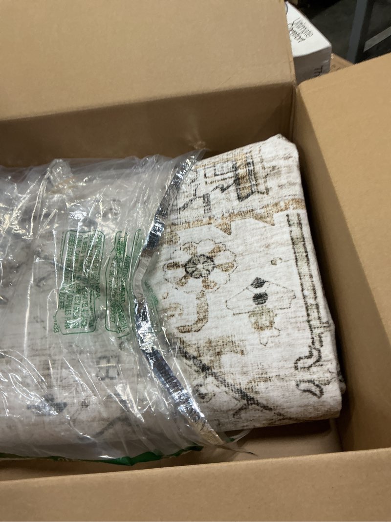 Condition photo showing Good Condition for AMADA HOMEFURNISHING 8x10 Area Rugs, Low-Profile Large Washable Area Rug with Non-Slip Backing & Durable Edge Binding, Vintage Rugs for Living Room, Bedroom, Dinning Room 8' x 10' (Rectangular) Grey/Beige