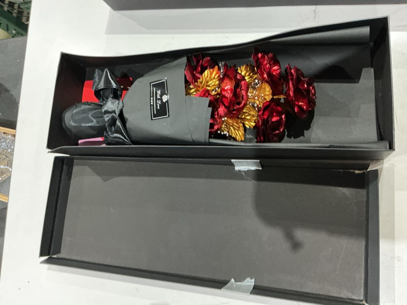 Condition photo showing New/Like New for woori gold rose bouquet – elegant gold-plated artificial roses in luxury gift box for her, anniversary, valentine’s day, birthday red and gold