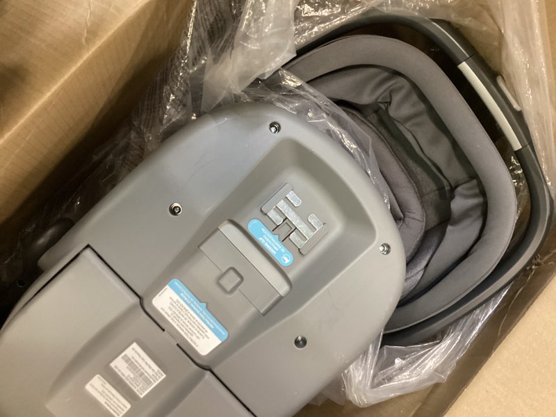 Condition photo showing Good Condition for UPPAbaby Mesa V3 Infant Car Seat - Easy Installation + SmartSecure Technology - Attaches to Stroller | Base + Infant Insert Included - Callum (Stone Blue)