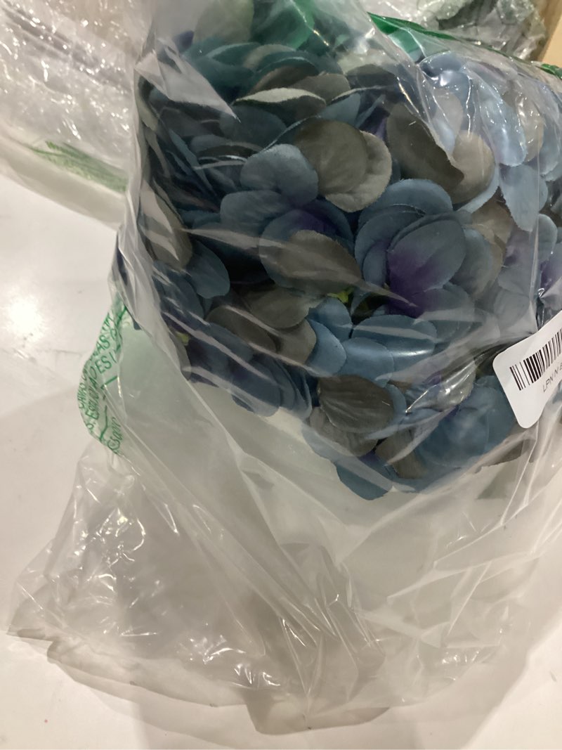Condition photo showing Good Condition for hollyone hydrangea fall flowers artificial for decoration with glass vase black silk faux flowers arrangements in vase with faux water fake floral bouquet table centerpiece halloween home decor hydrangea, black