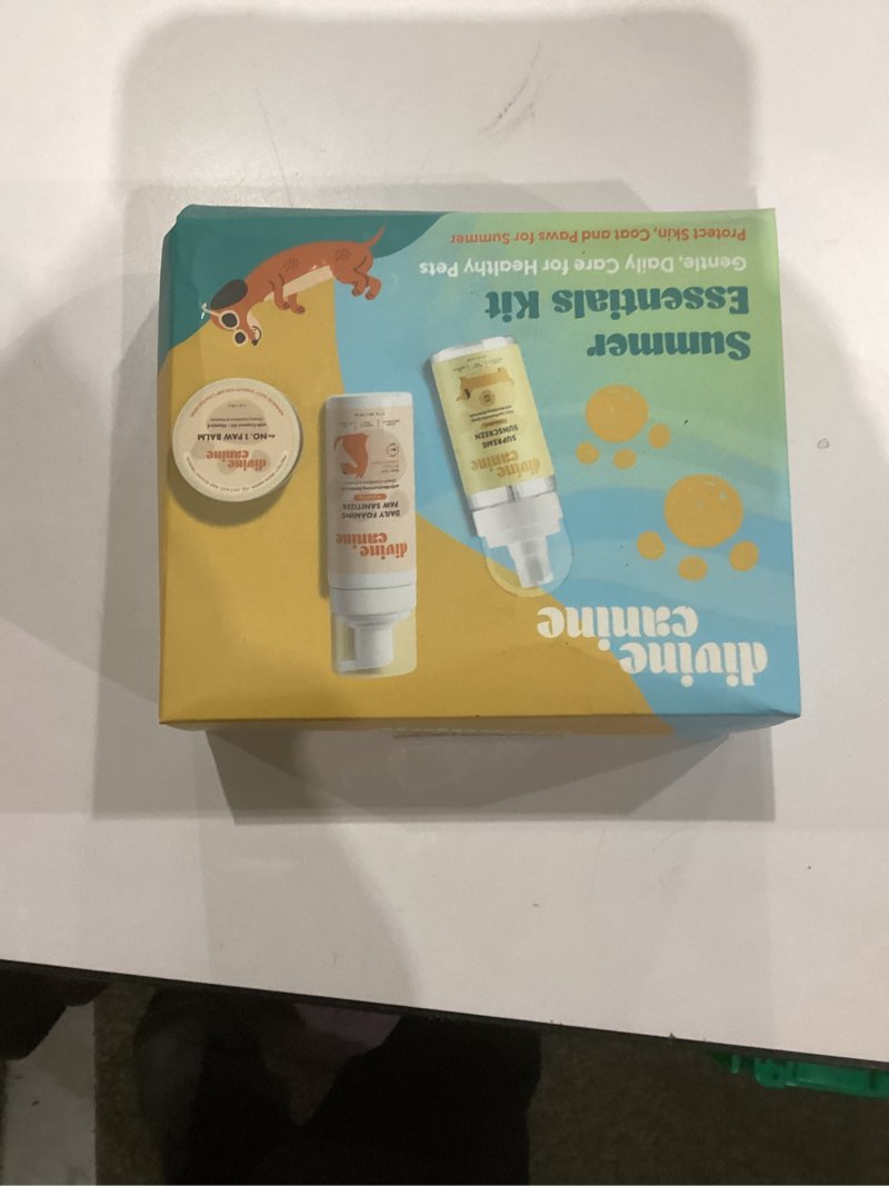 Condition photo showing New/Like New for Dog Sunscreen Body - 2 oz Sun Protection - Dog Summer Essentials Water Resistant SPF 30 with Natural Ingredients - Made in the USA 2 Fl Oz (Pack of 1)