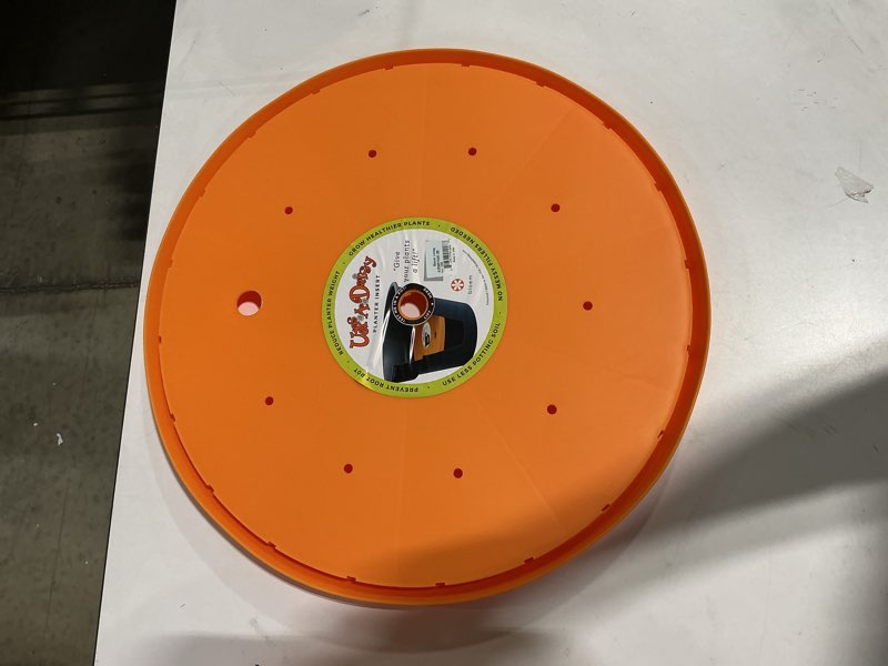 Condition photo showing Good Condition for 18" ups-a-daisy planter insert - orange - bloem