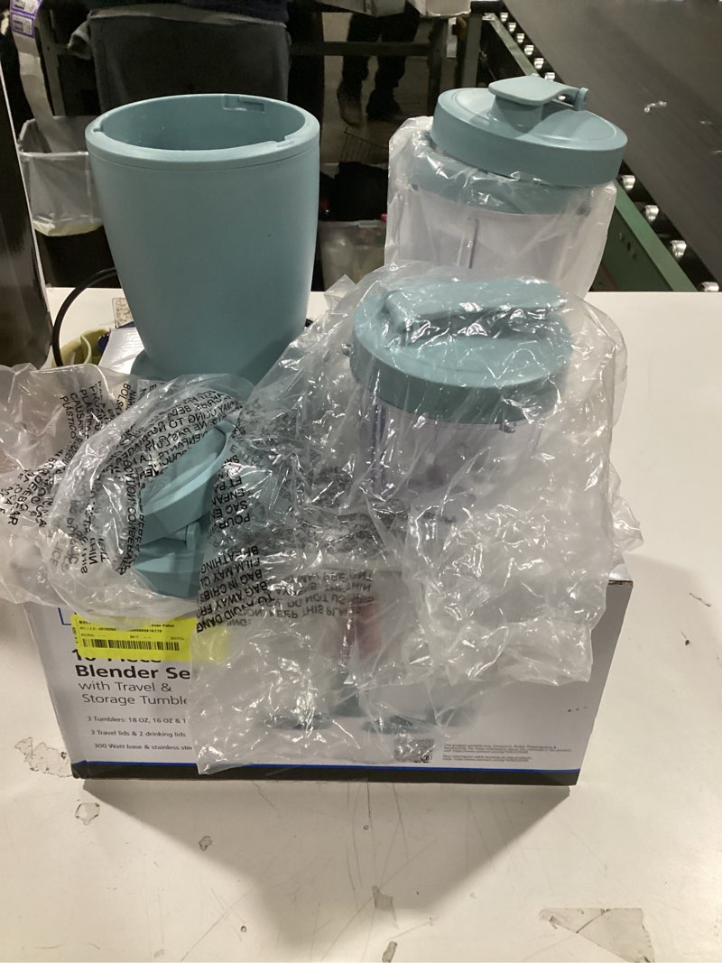 (Incomplete) Mainstays 10-Piece Blender Set, Blue Cameo, 300W, with 3 Jars (10oz, 16oz, 18oz), 2 Drinking Lids, Stainless Steel Blade