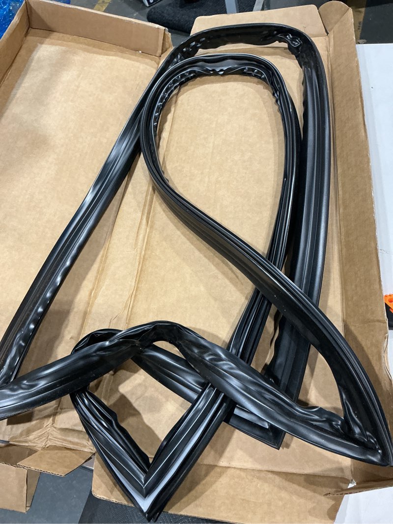 Condition photo showing As Is for plastic tube for icebox